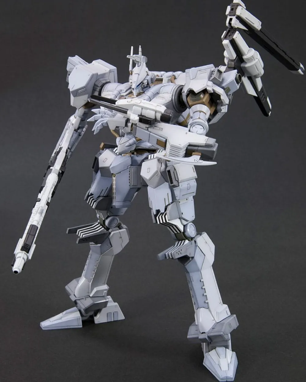 Rise of Gunpla Kotobukiya^ARMORED CORE 1/72 ASPINA WHITE-GLINT