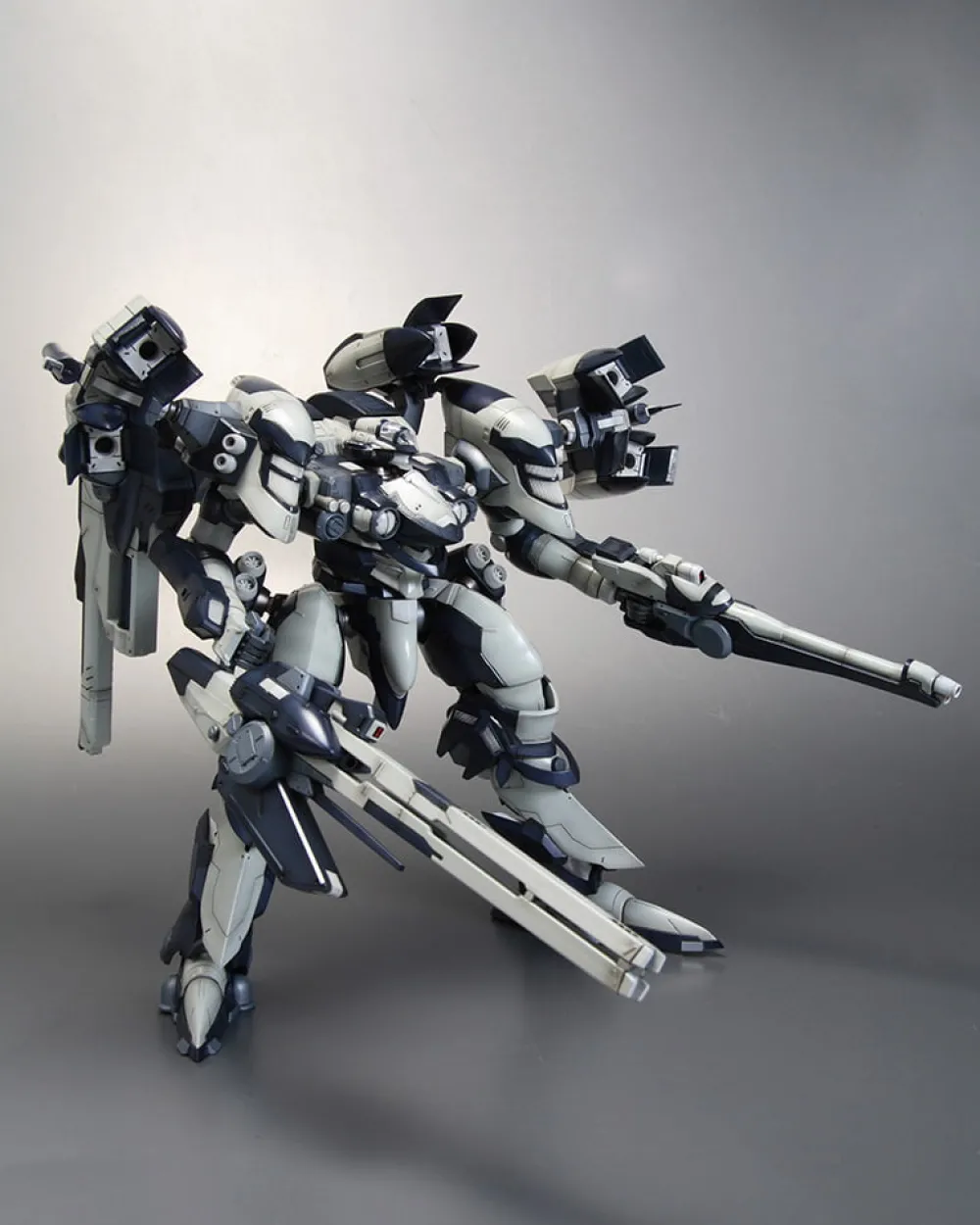 Rise of Gunpla Kotobukiya^ARMORED CORE 1/72 INTERIOR UNION Y01-TELLUS FULL PACKAGE VERSION