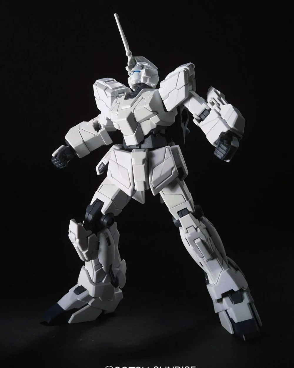 Rise of Gunpla Gundam Unicorn|High Grade (Hg)^HGUC 1//144 RX-0 UNICORN GUNDAM (UNICORN MODE)